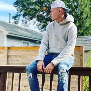 Meet your Posher, Steven